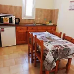 Corfu Sunflower Apartamento *