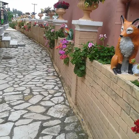 Corfu Sunflower Бенитсес